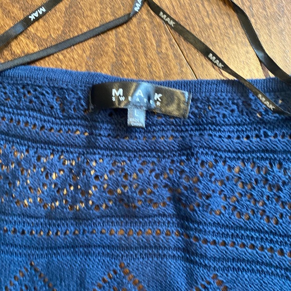 Wrap sweater - Picture 2 of 9